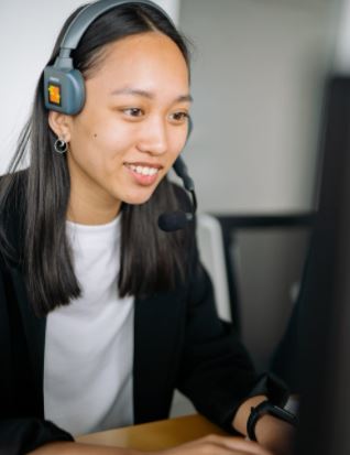 Infinity virtual receptionist providing call answering services for a trucking company